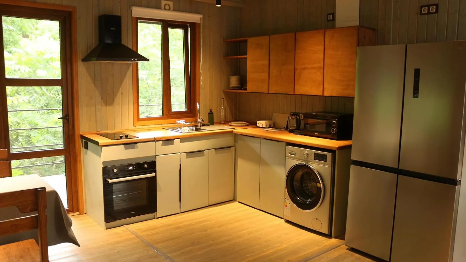 בית נופש באטומי Modular House Green Zyland Y גאורגיה